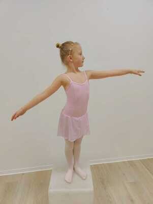 Roze balletpakje (ballet niv 1)