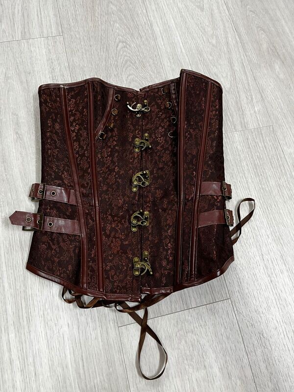 Korset, bruin met gesp (7)