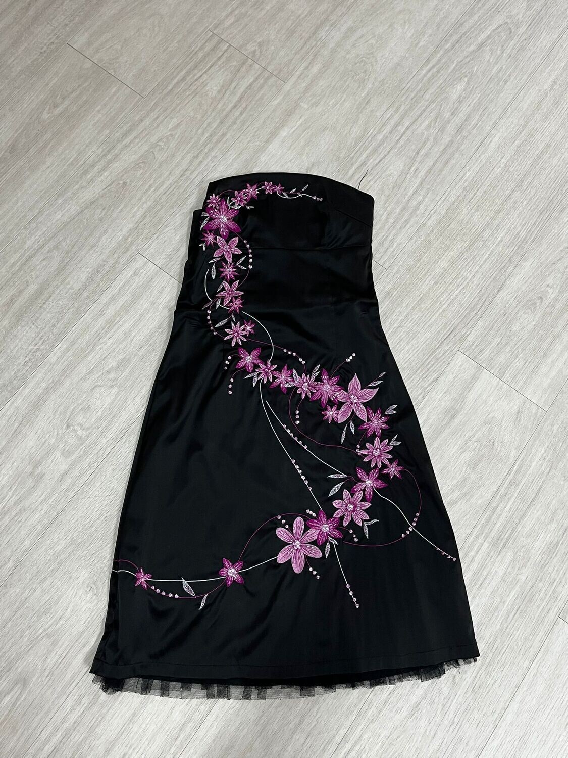 Kleedjes/pakjes/jumpsuit/rokjes (allemaal verschillend en uniek) (25)