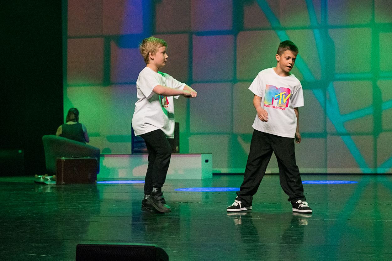 T-shirt, wit MTV (5) T-shirt, wit MTV (5)