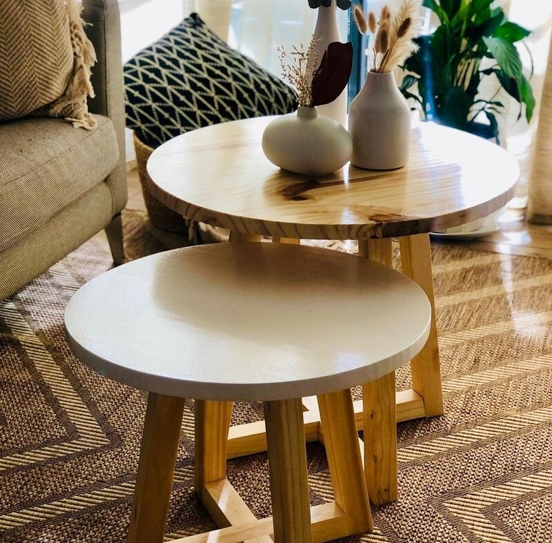 Mesa Ratona Redonda Escandinavo / Nido Set x 2