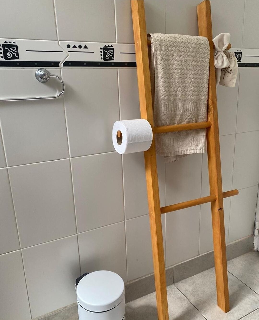 Perchero Escalera Para Baño