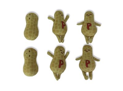 Spy X Family | Peanuts/Anya's Favorite Snack | 6-Pc Pillow & Plush Set