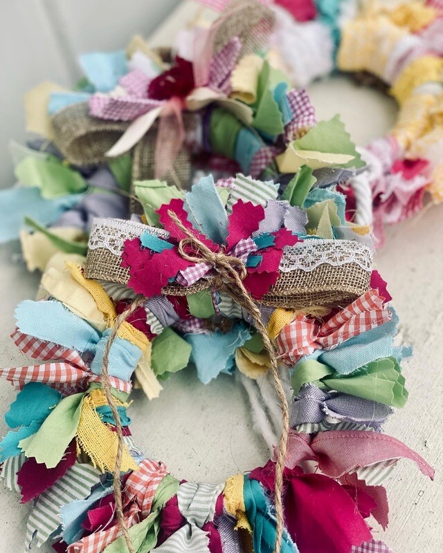 Mini Round Fabric Wreath (Multi-Colored with Bow)