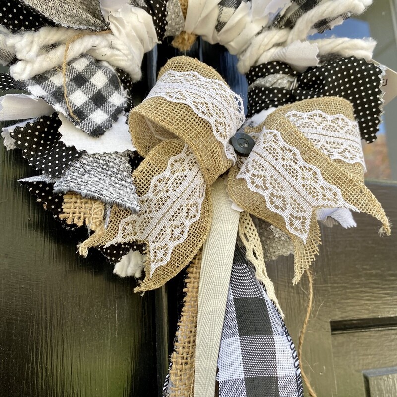 Classic Old Fashioned Black & White with Burlap Mini Round Fabric Wreath (with Detachable Multi-Layered Bow and Flowing Tail)