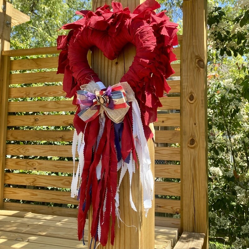 Patriotic “Heart of America” Fabric Wreath (with Detachable Bow)