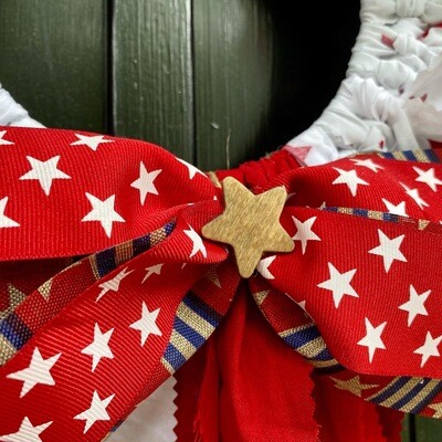 14" Red and White Stars Rustic Fabric Rag Wreath with Detachable Patriotic Bow