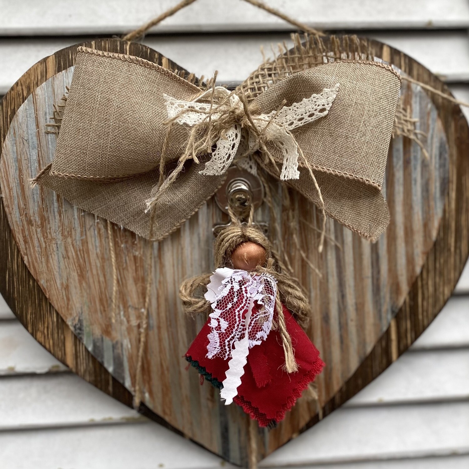 Rustic Wooden Heart Note Holder (Large Paneled Wood with Corrugated Metal Heart)