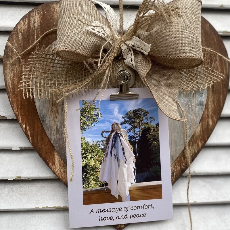 Rustic Wooden Heart Note Holder