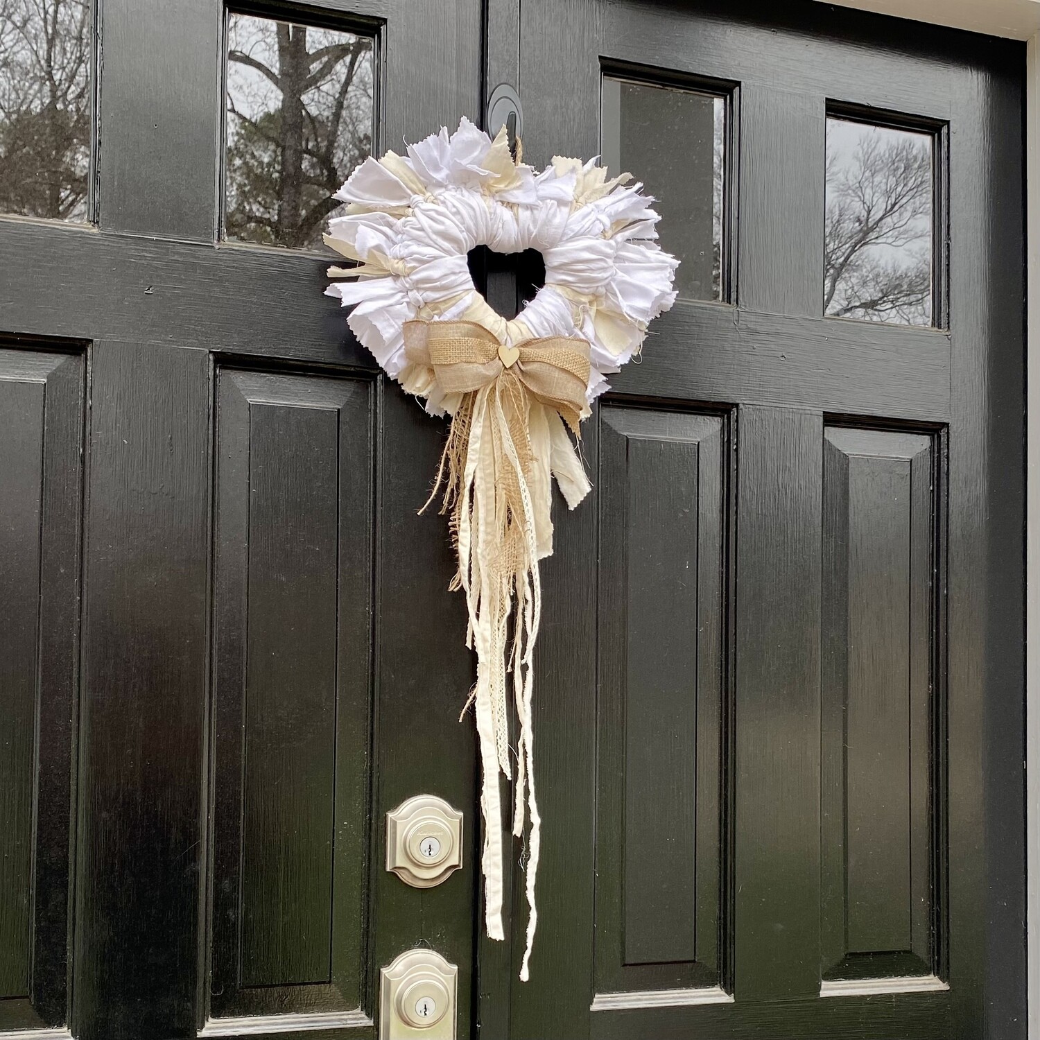 Old Fashioned Heart Rag Wreath with Bow (Neutral)