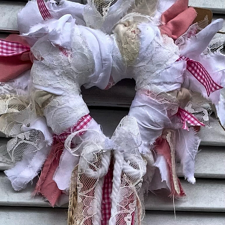 Old Fashioned Heart Rag Wreath with Bow (Neutral, Pink, Gingham, and Lace) Mini