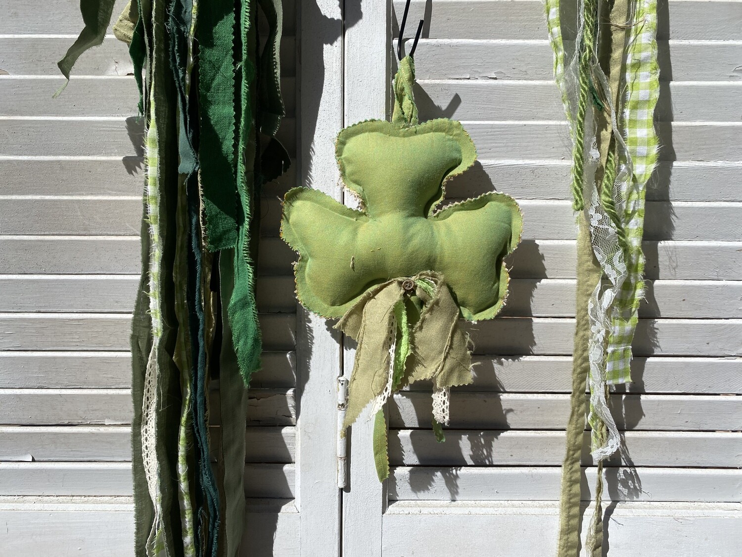Luck of the Irish: Mini Shamrock Fabric Hanger