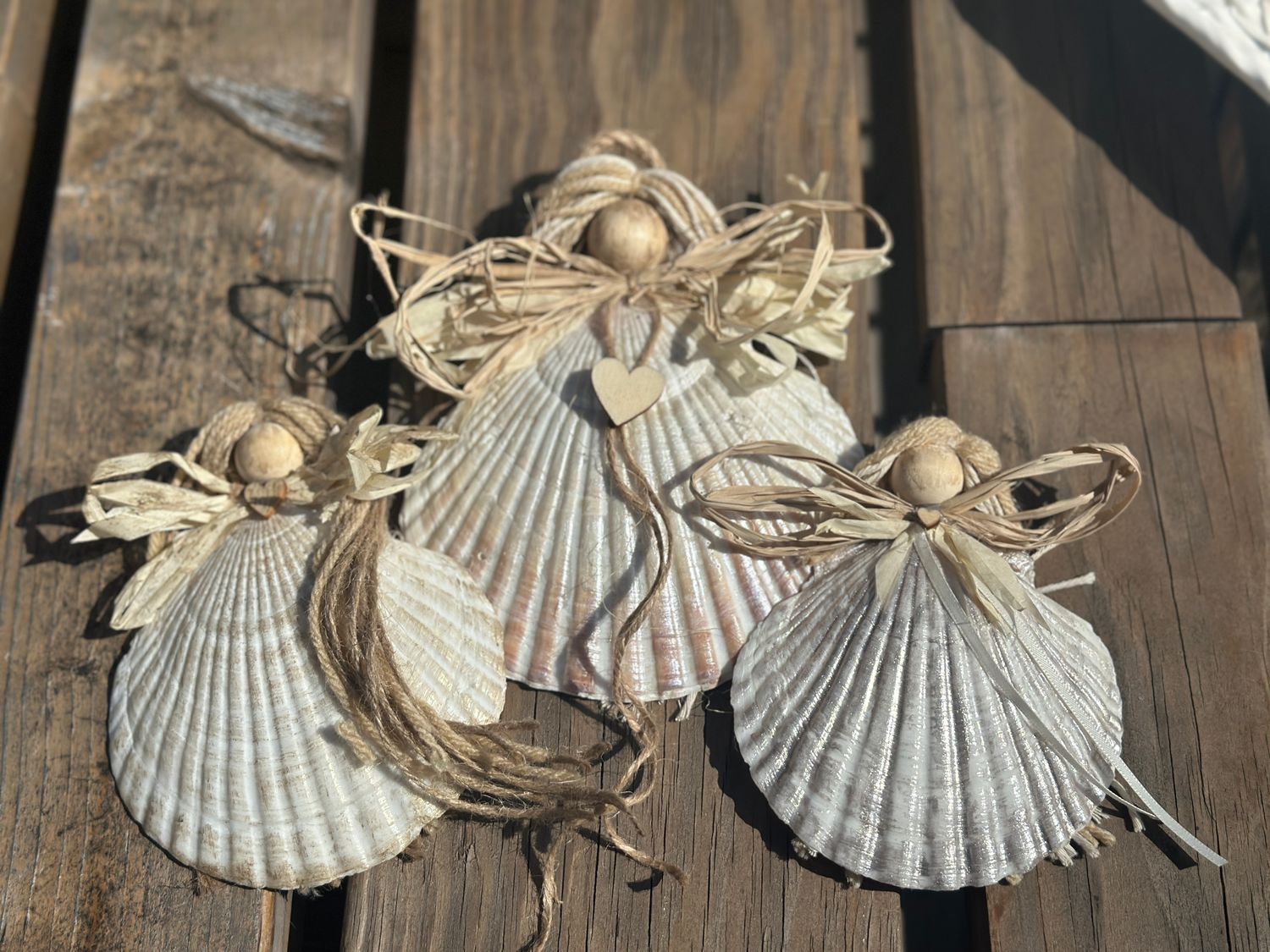 Hand Painted Shell Angel with Wooden Heart, Seagrass