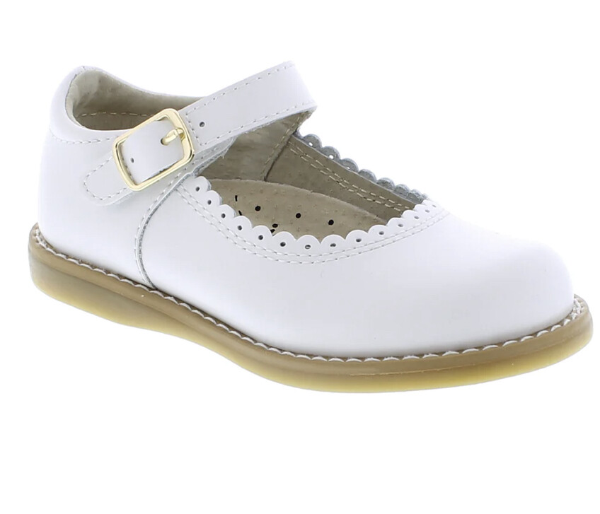 Allie White Shoes, Size: 3