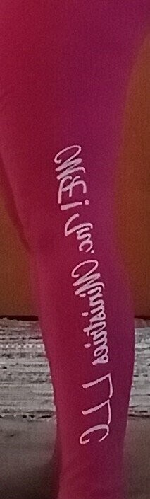 Fuchsia & White Cotton Blend Stretch Yoga Leggings