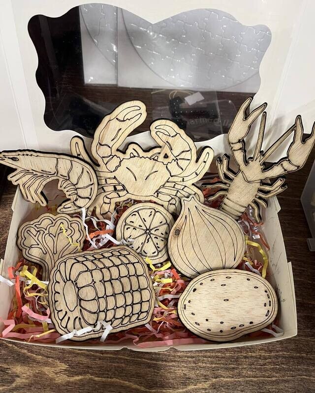 Seafood Boil Wood Cutout Set and Paint