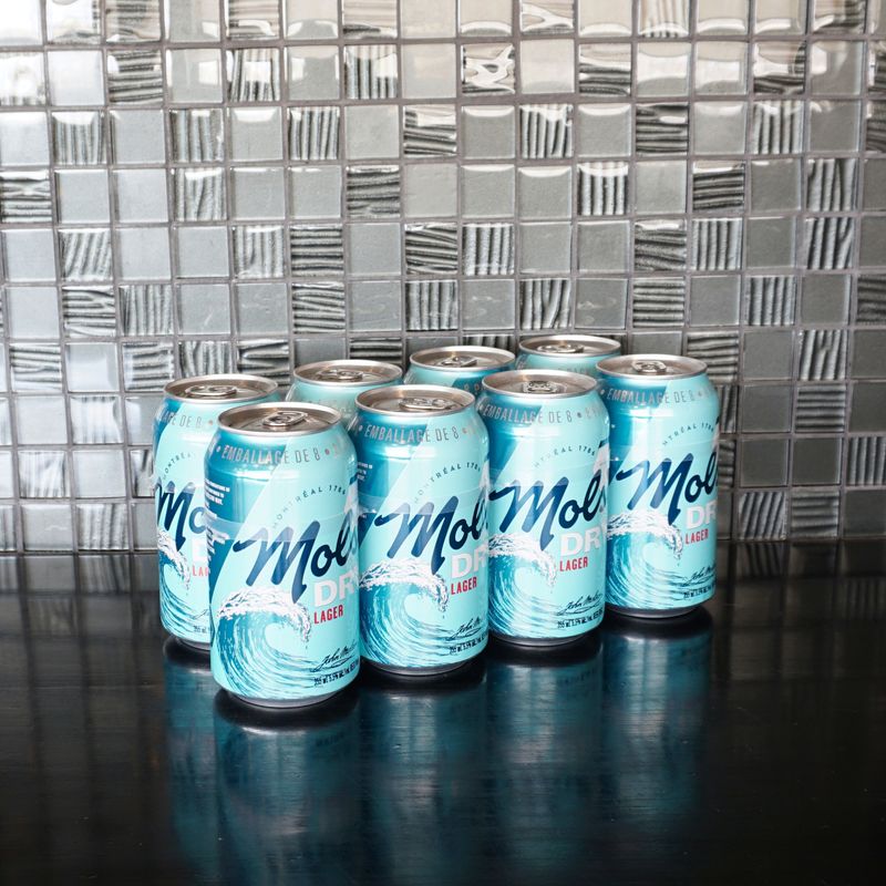 8C MOLSON DRY
