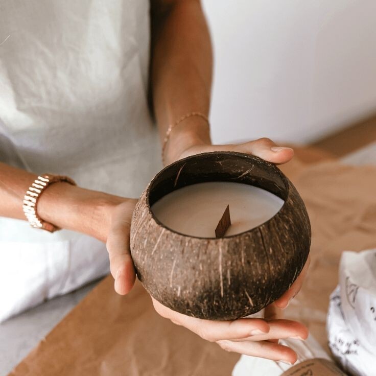 Coconut woodwick