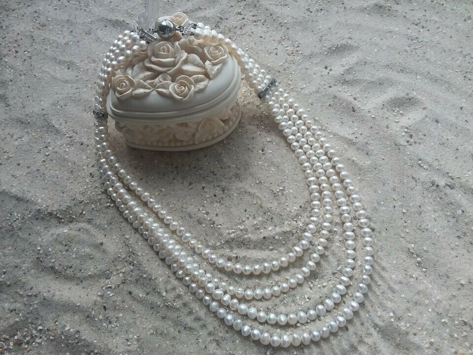 Seltenes und tolles 4reihiges Süßwasser Collier