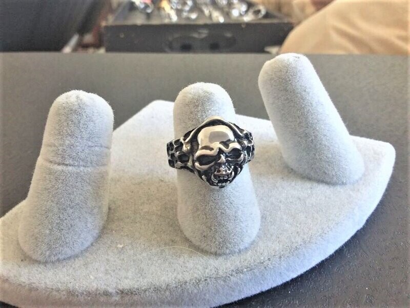Skull Ring