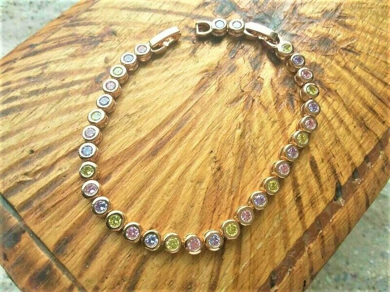 Top! Armband in rose hart Vergoldung und farbige Zirkonia