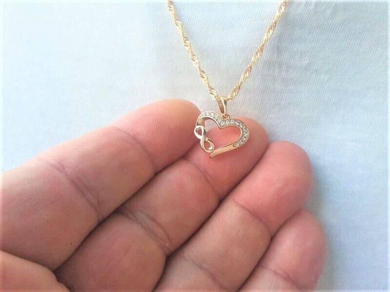 Edler Herz Anhänger mit Infinity in Gelb Gold Vergoldung