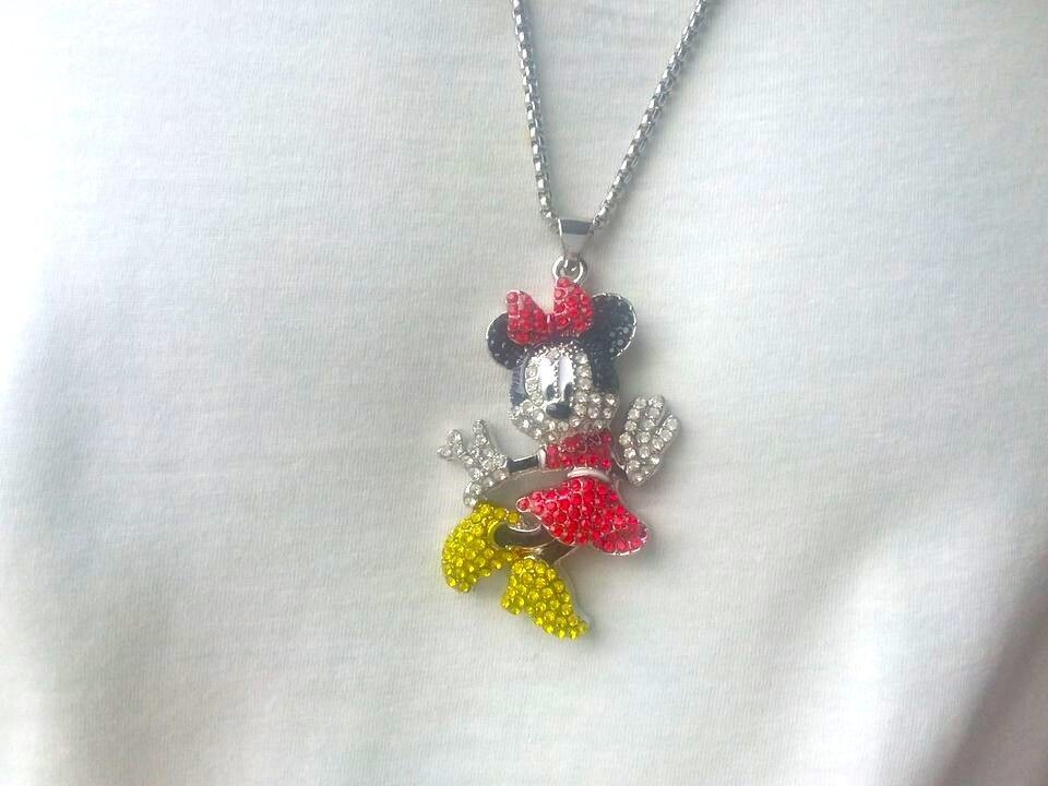 Minnie Maus mit Swarovski Elementen