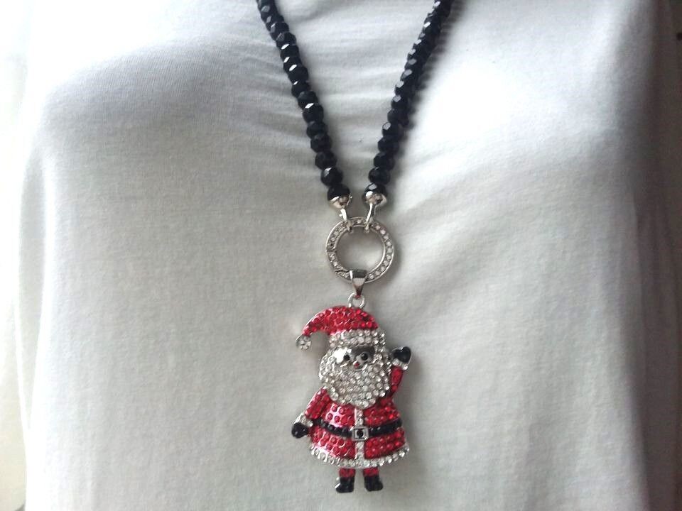 Weihnachtsmann in Rot mit Swarovski Elementen besetzt