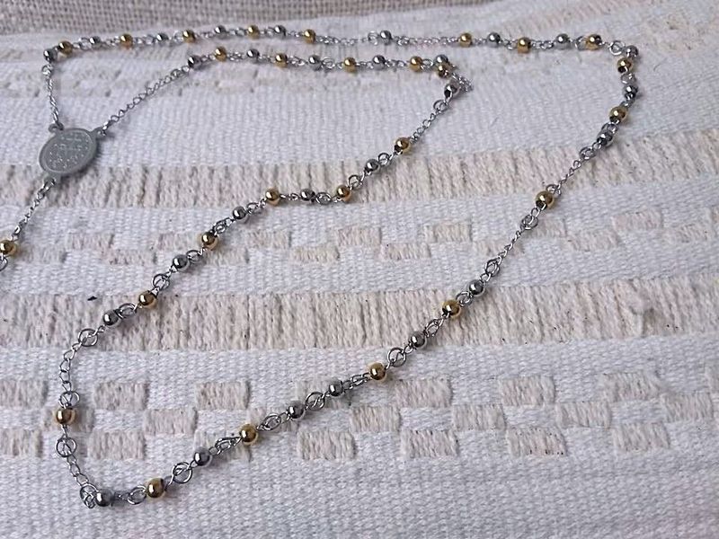 Edle Kreuz / Gebetskette in Gold / Silber