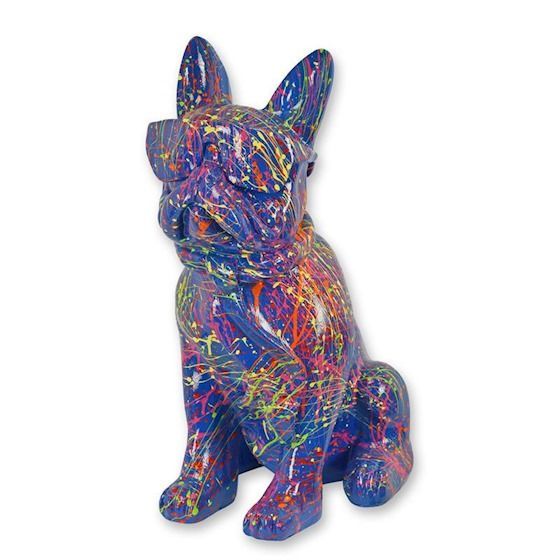 XXL Bulldogge in modern