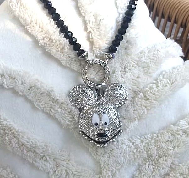 Micky Maus Anhänger in Silber mit Swarovski Elementen besetzt