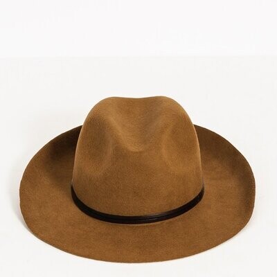 Chapeau Feutre, Lien Cuir Moka TRAVAUX EN COURS