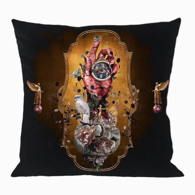 Housse de coussin The Hand Of Artémis LA LIGNE 29