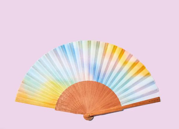 Eventail Aurora Skies A FAN OF