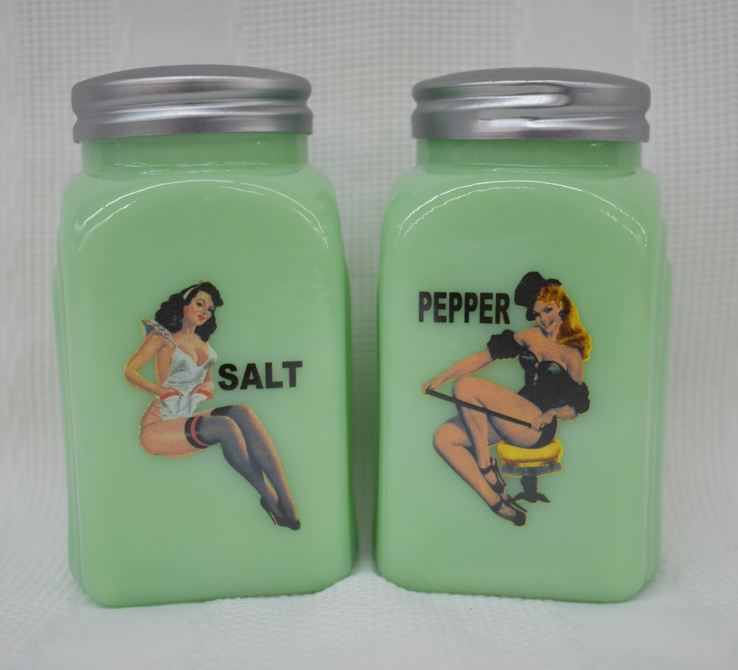 Vintage-style Jadeite Pin-up Girl Salt & Pepper Shakers