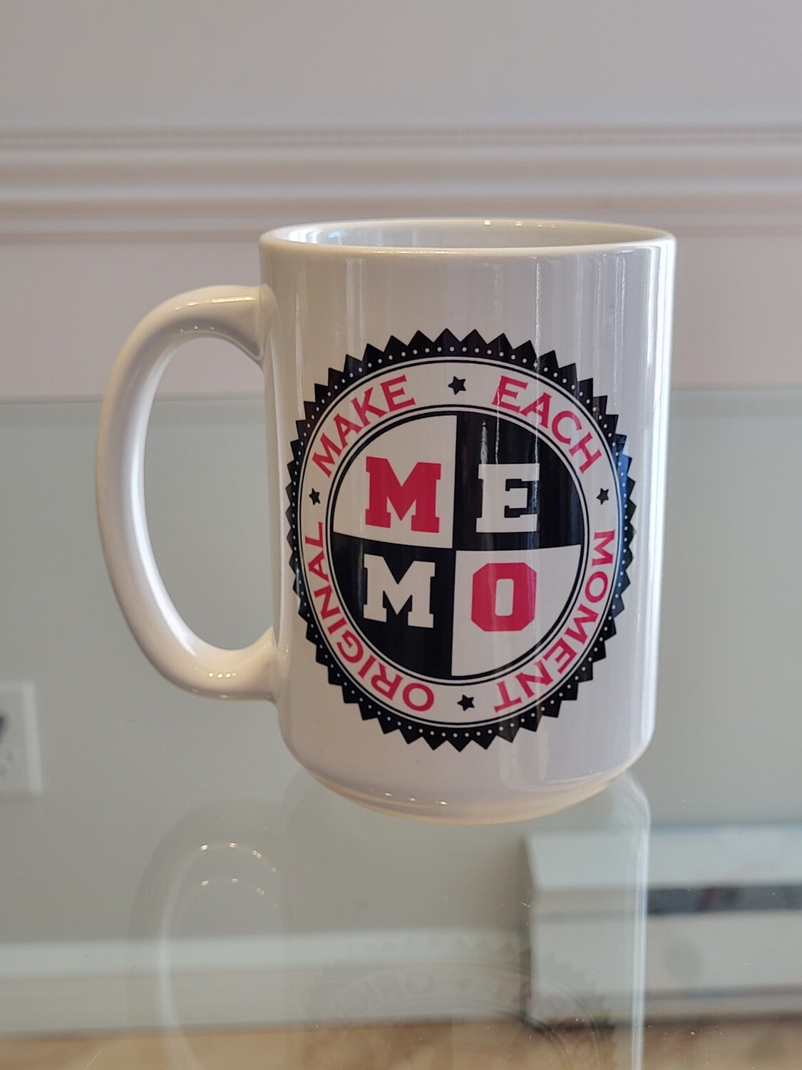 MEMO Red White Black Mug