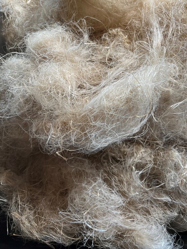 Estate Blend Tow/Flax Straw - $16.50/lb