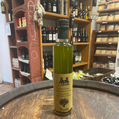 Extra virgin olive oil "NOVELLO" olive early October, unfiltered. 500ml