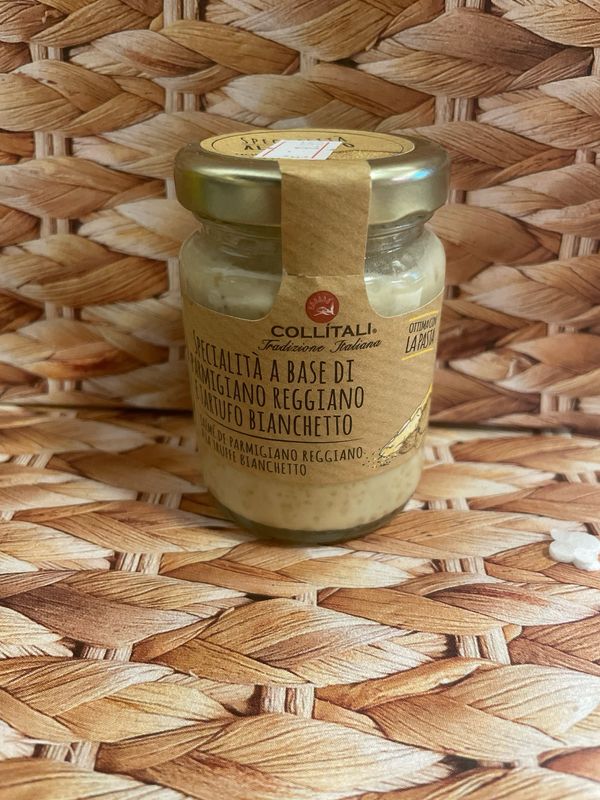 Specialties based on Parmesan cheese and white truffle 80 g