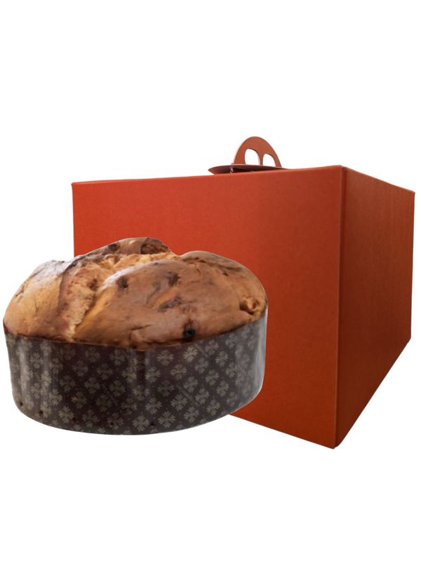 Panettone with berries and balsamic cream 1 kg. Available