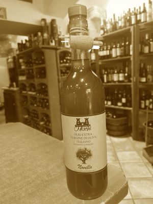 Cold extracted extra virgin olive oil