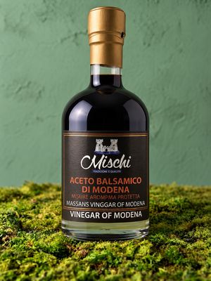 Balsamic Vinegar of Modena IGP red cap 250 ml Sweet and sour, dense and balanced taste.