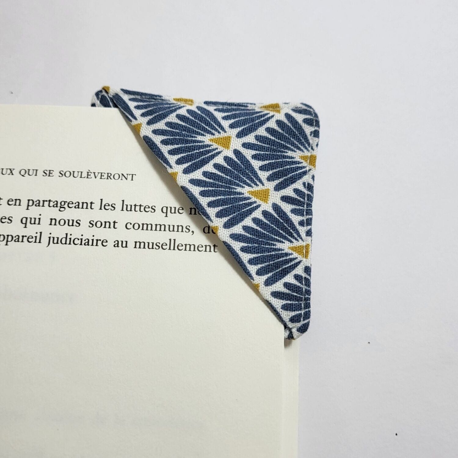 Marque page d'angle fait main