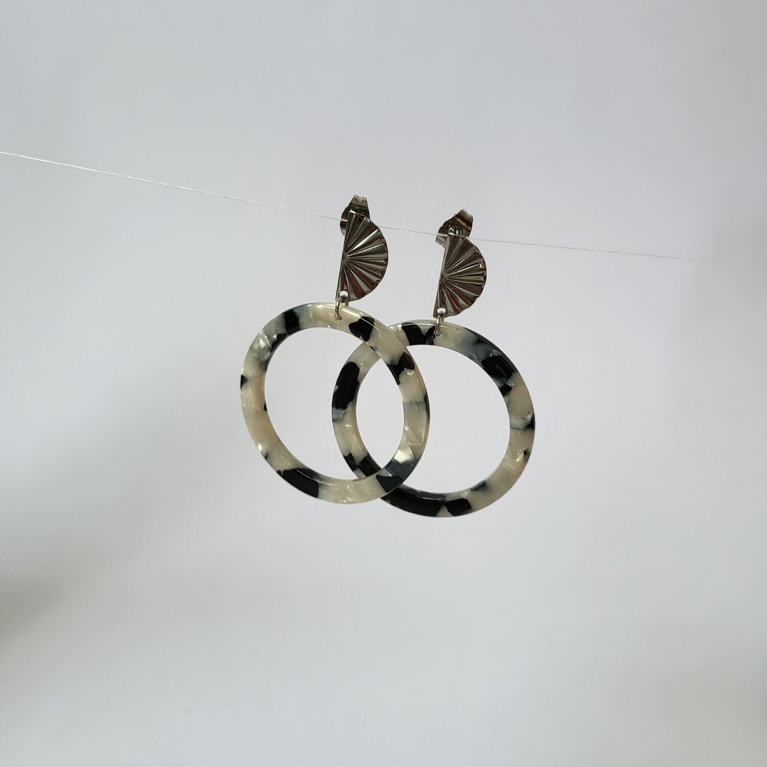 Boucles d'oreilles  inox assemblées à la main