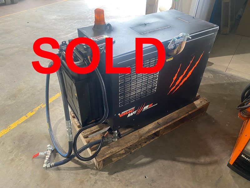 VMAC D60 AIR COMPRESSOR - USED