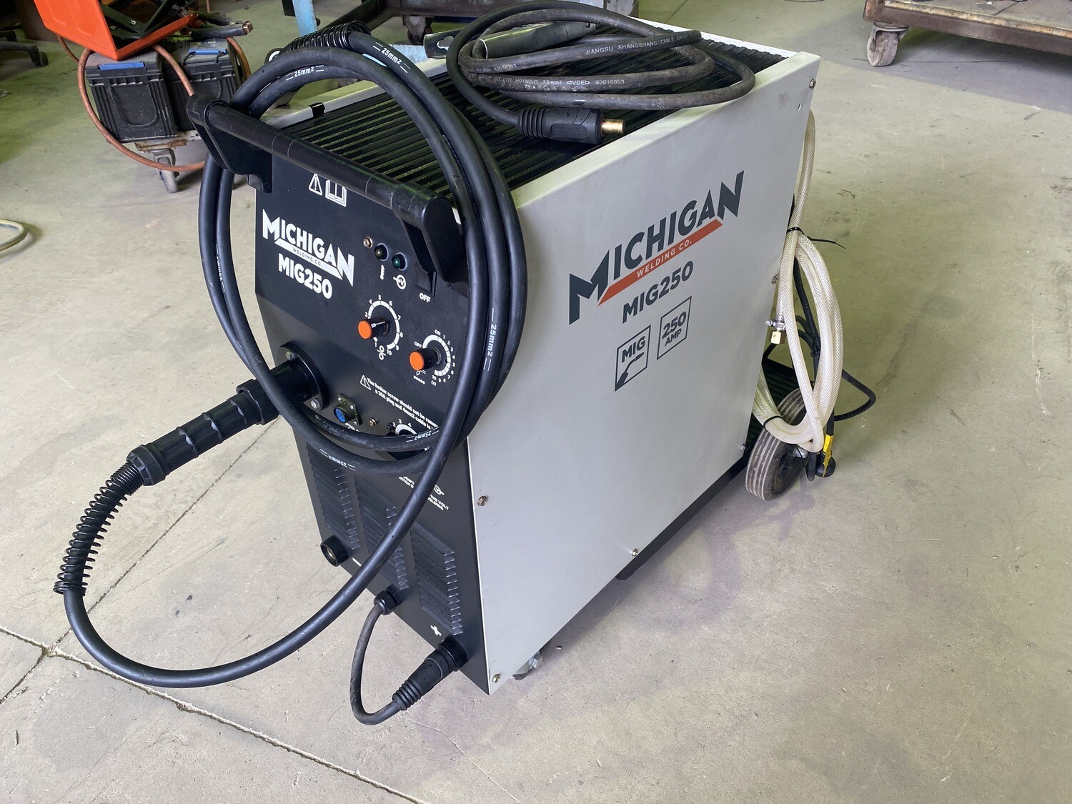 MICHIGAN MIG250 WELDER - EX DEMO/NEW TOWNSVILLE