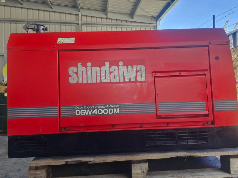 SHINDAIWA DGW400 GENSET/WELDER - USED