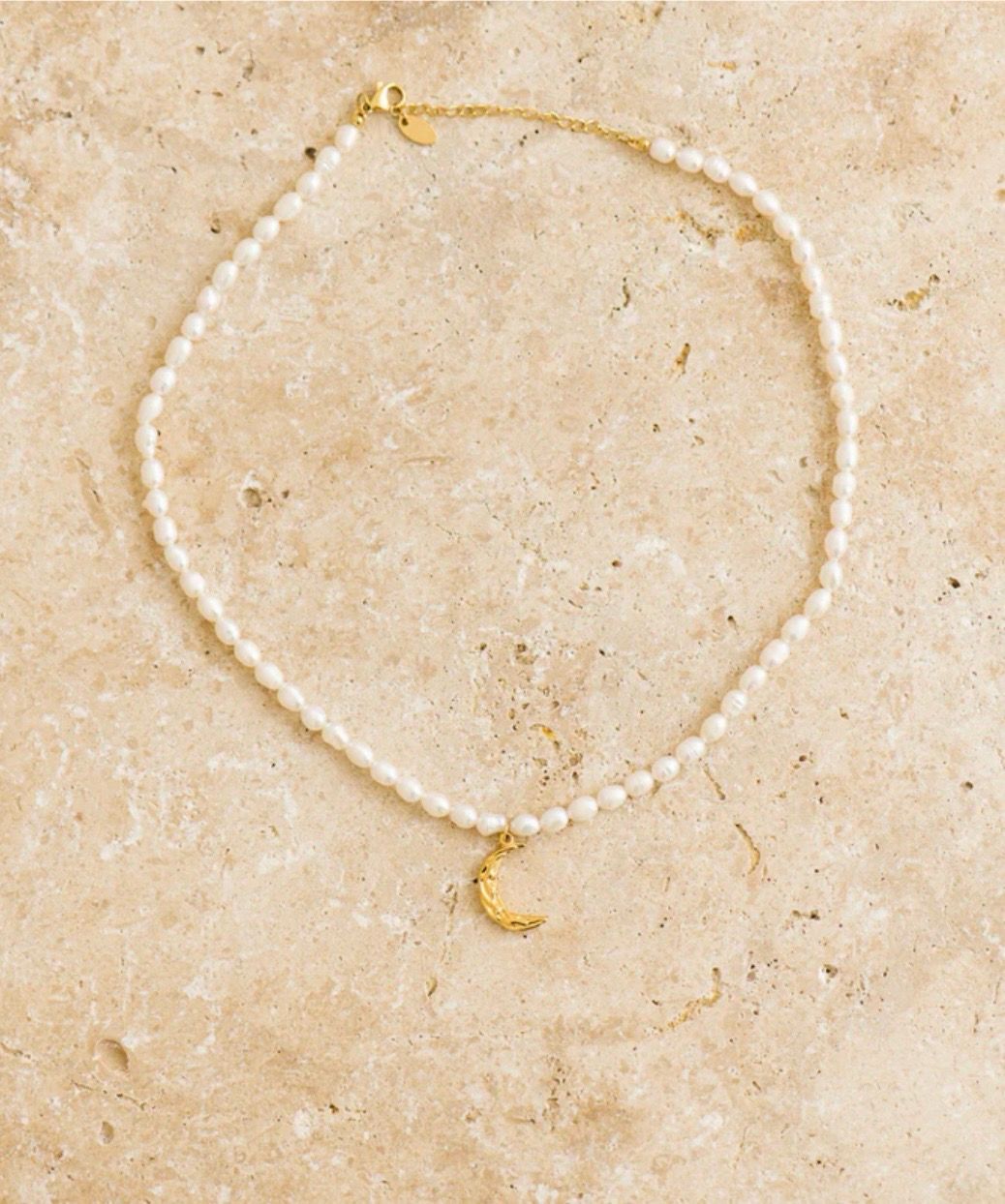 Luna necklace