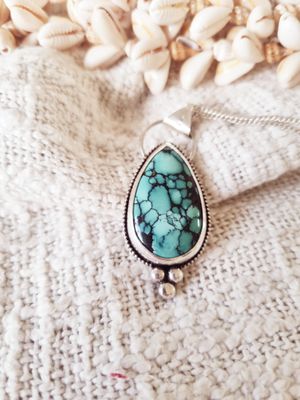 Coral pendant
