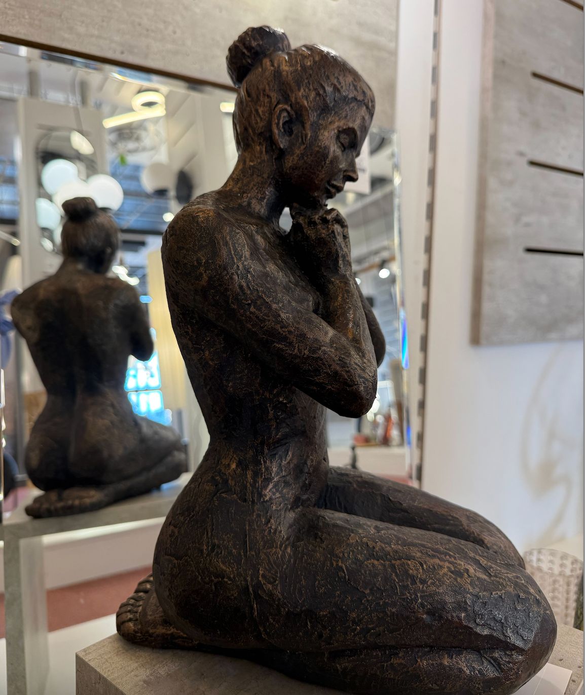 Sculpture femme